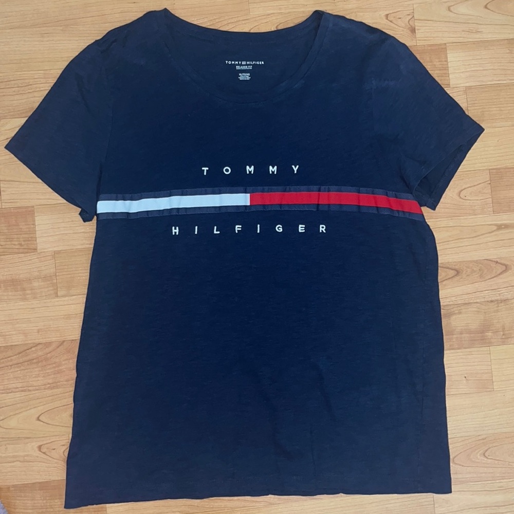 Tommy Hilfiger Short sleeve too, size XL
